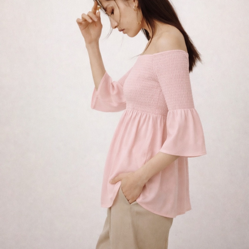 Aritzia Babaton Grantland Pink Off Shoulder Blouse Small NWOT - Picture 9 of 13